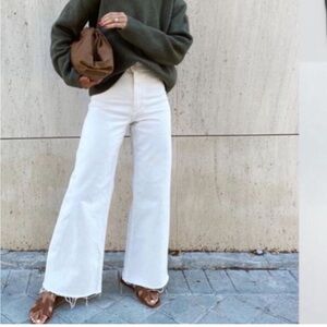 Zara Marine White High Waisted Jeans Slim Straight Fit Wide Leg Raw Hem SZ 12